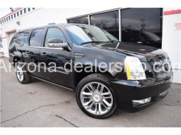 2013 Cadillac Escalade Premium AWD 2keys super clean full