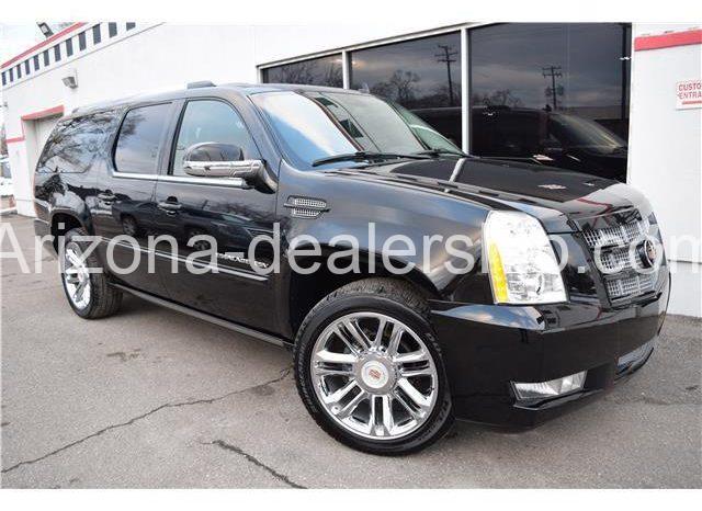 2013 Cadillac Escalade Premium AWD 2keys super clean full