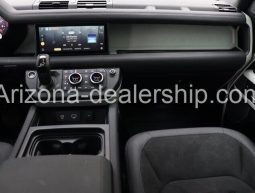 2020 Land Rover Defender SE full