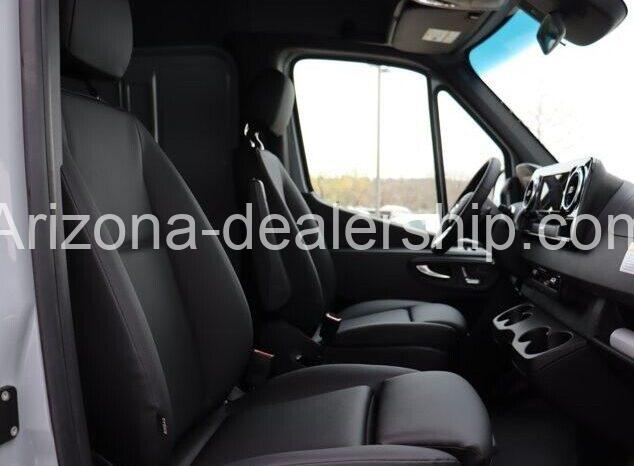 2023 Mercedes-Benz Sprinter 2500 full