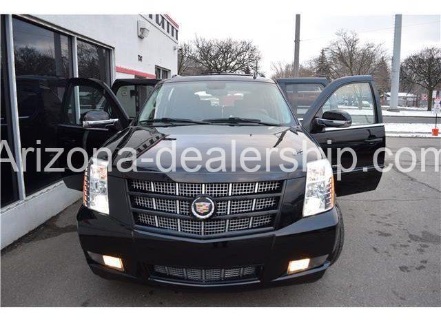 2013 Cadillac Escalade Premium AWD 2keys super clean full