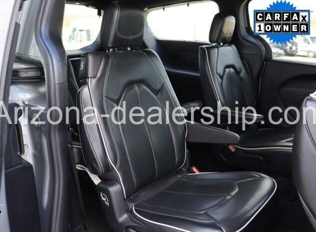 2021 Chrysler Pacifica Limited full