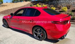 2022 Alfa Romeo Giulia Quadrifoglio full