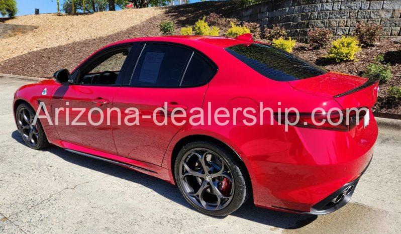 2022 Alfa Romeo Giulia Quadrifoglio full