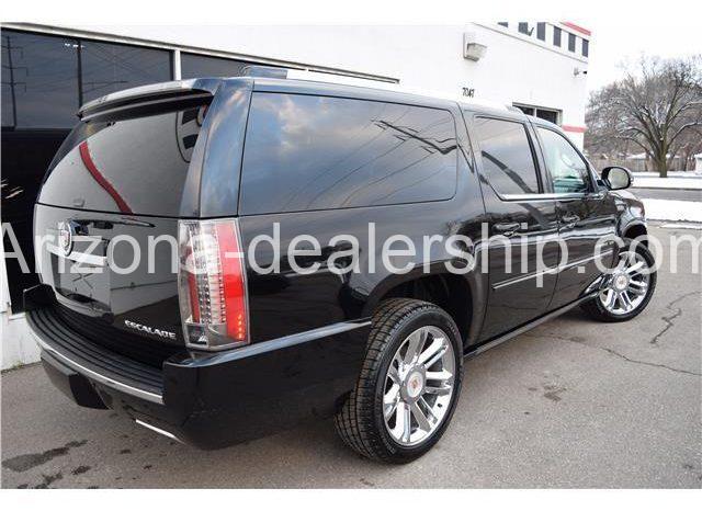 2013 Cadillac Escalade Premium AWD 2keys super clean full