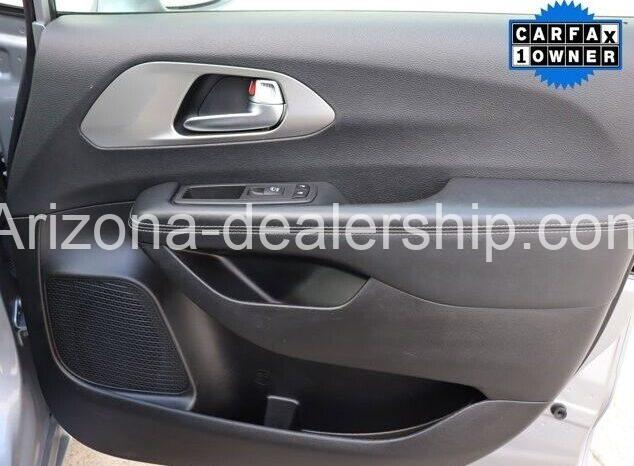 2021 Chrysler Pacifica Limited full