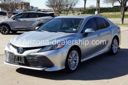 2018 Toyota Camry XLE full