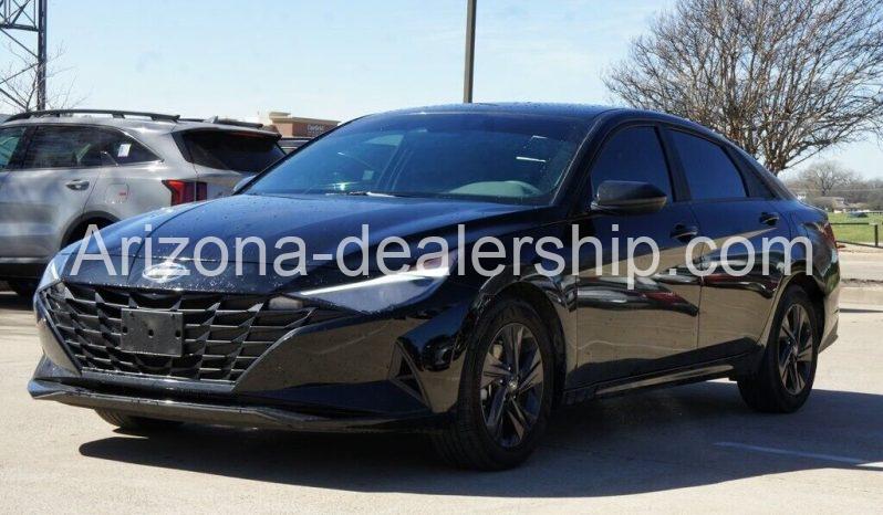 2022 Hyundai Elantra SEL full