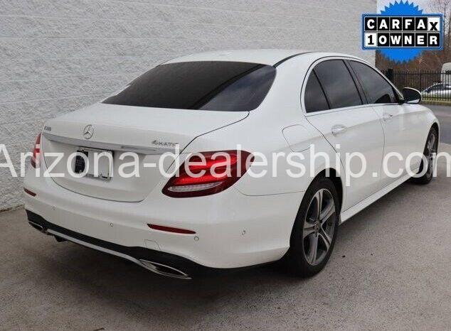 2018 Mercedes-Benz E-Class E 300 full