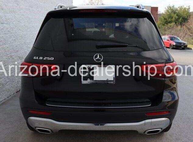 2023 Mercedes-Benz GLB GLB 250 full