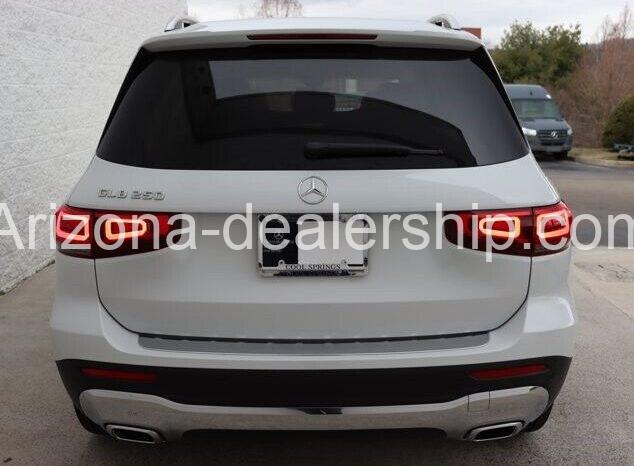 2023 Mercedes-Benz GLB GLB 250 full