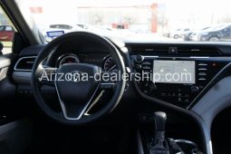 2018 Toyota Camry XLE full