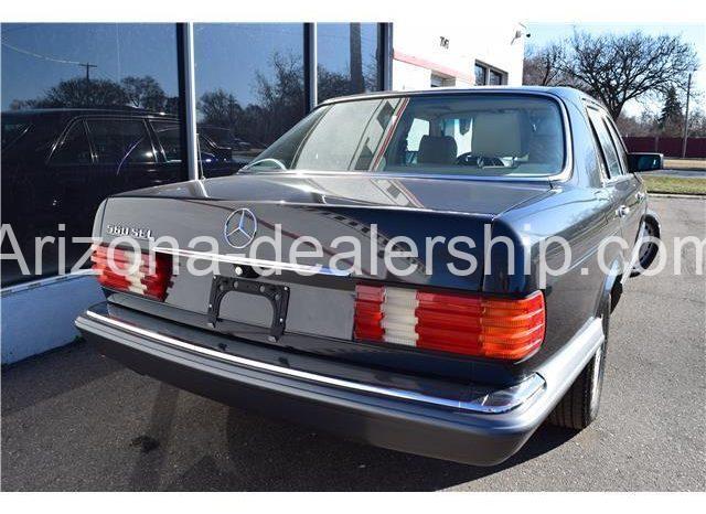 1989 Mercedes-Benz 500-Series 560SEL full