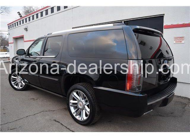 2013 Cadillac Escalade Premium AWD 2keys super clean full