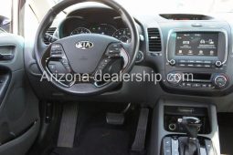 2017 Kia Forte EX full