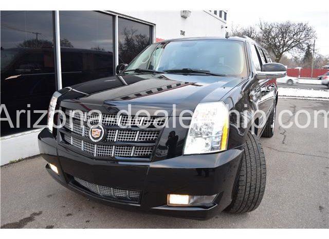 2013 Cadillac Escalade Premium AWD 2keys super clean full