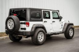 2012 Jeep Wrangler full