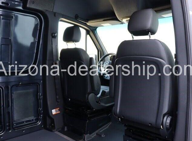 2023 Mercedes-Benz Sprinter 2500 full