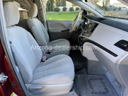 2014 Toyota Sienna LE Power Side-Entry full