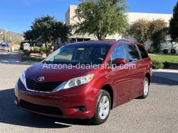 2014 Toyota Sienna LE Power Side-Entry full