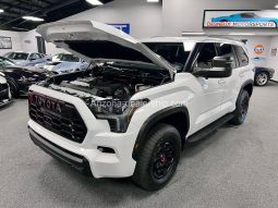 2023 Toyota Sequoia 4WD TRD PRO HYBRID full