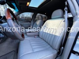 2003 Lincoln Town Car Signature full