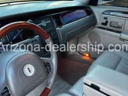 2003 Lincoln Town Car Signature full