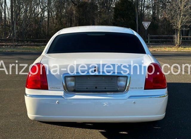 2003 Lincoln Town Car Signature full