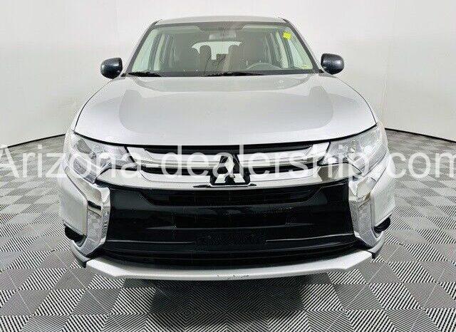 2018 Mitsubishi Outlander ES full