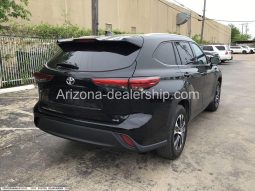 2021 Toyota Highlander XLE full