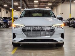 2019 Audi e-tron Prestige full