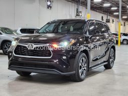 2022 Toyota Highlander XLE full