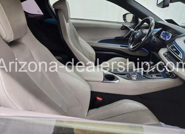 2015 BMW i8 Coupe 2D full