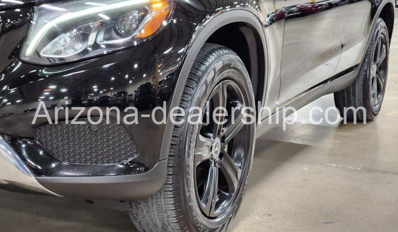 2019 Mercedes-Benz GLC 300 SUV full