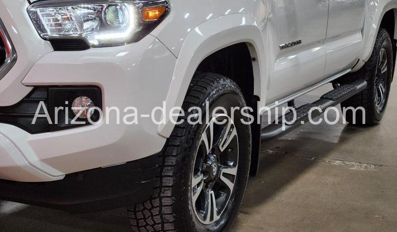 2019 Toyota Tacoma Sport full