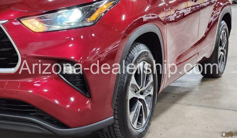 2021 Toyota Highlander XLE full