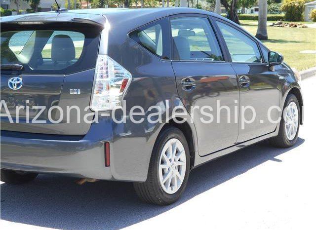 2012 Toyota Prius V full