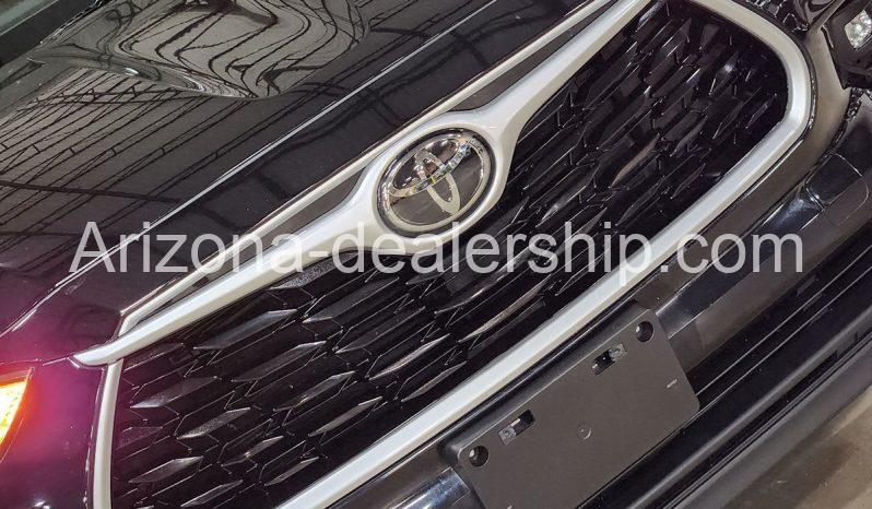 2021 Toyota Highlander XLE full