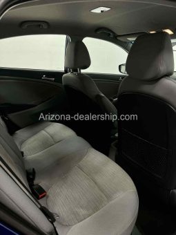 2017 Hyundai Accent SE full