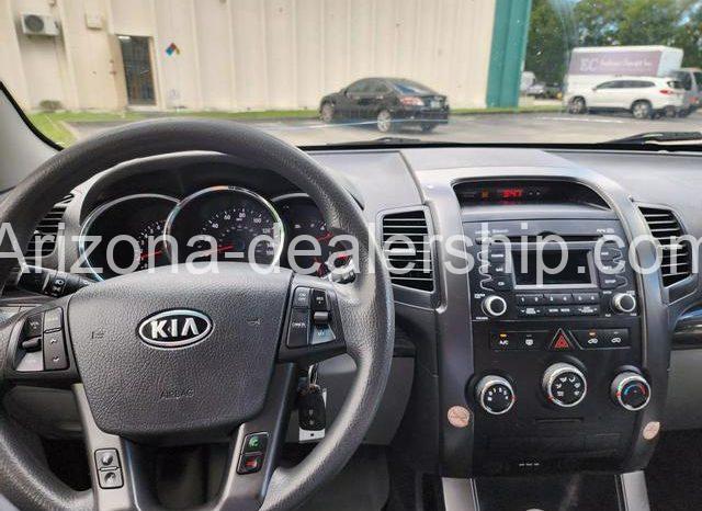 2013 Kia Sorento LX Sport Utility 4D full