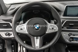 2022 BMW M760i xDrive full