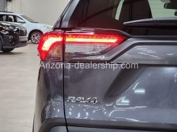 2020 Toyota RAV4 XLE full