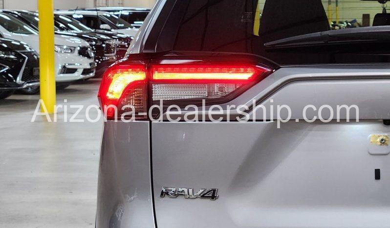 2020 Toyota RAV4 XLE Premium full