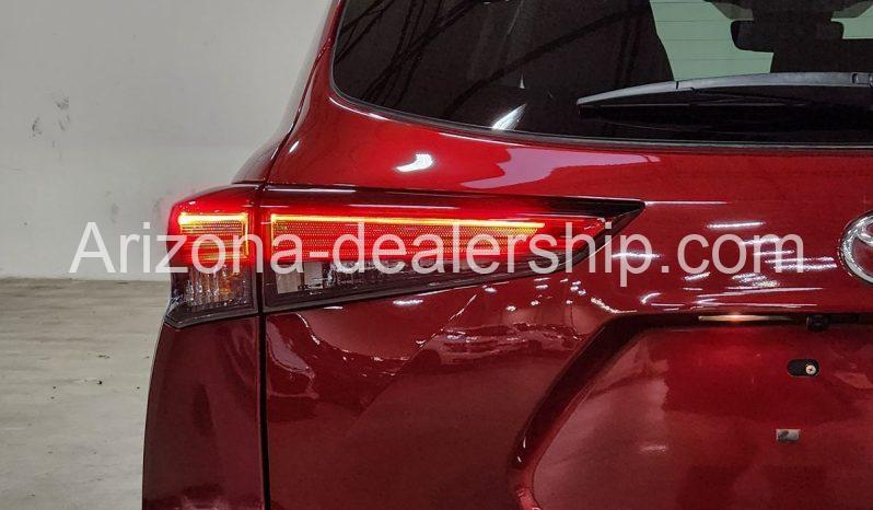 2021 Toyota Highlander XLE full