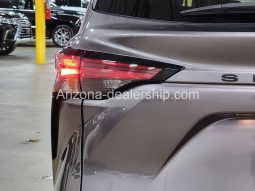 2021 Toyota Sienna LE full