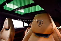 2022 Lamborghini Urus full