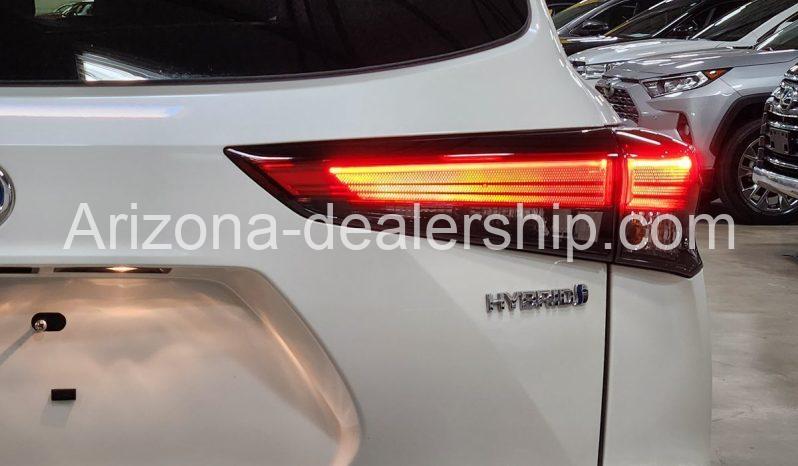 2021 Toyota Highlander Hybrid LE full