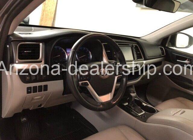 2018 Toyota Highlander XLE full