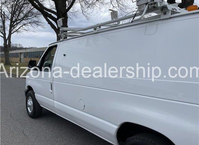 2010 Ford Econoline Cargo Van E250 Commercial full