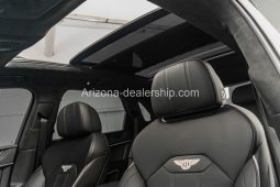 2021 Bentley Bentayga V8 full